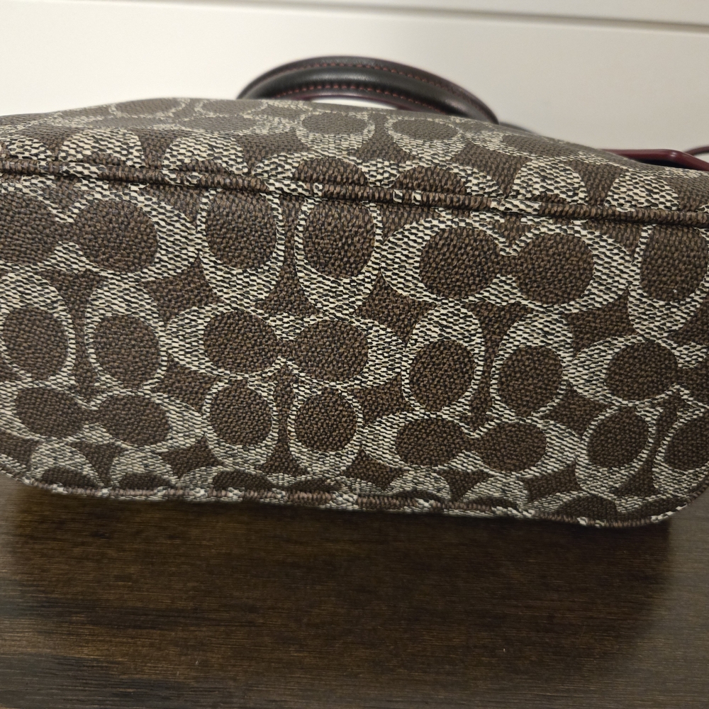 Coach Brown and Black Signature Women's Bag Set - Picture 8 of 11